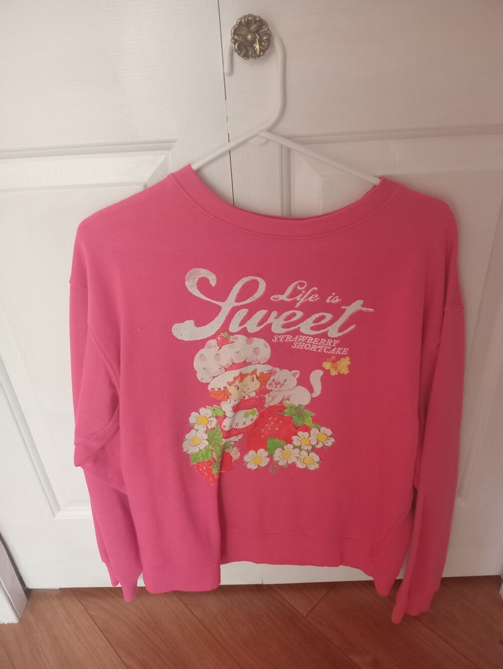 Strawberry Shortcake Crewneck Medium
